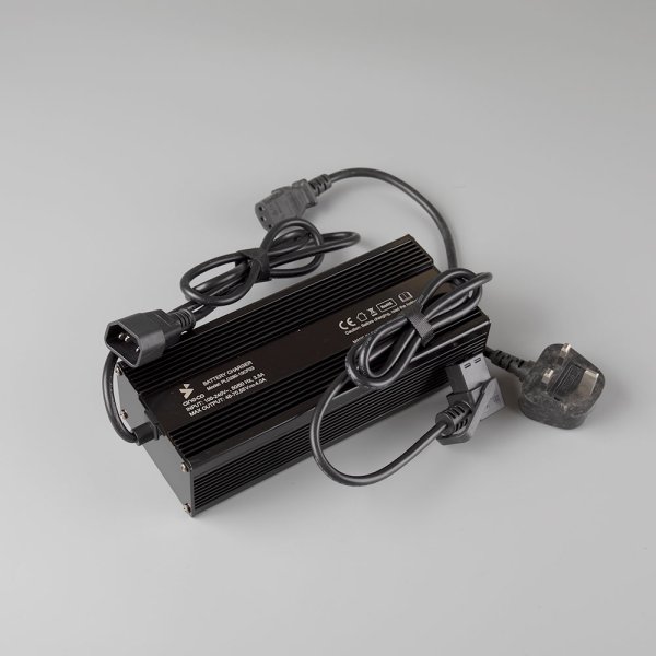 EV Battery Charger (3-pin Plug) for ZS1200DT