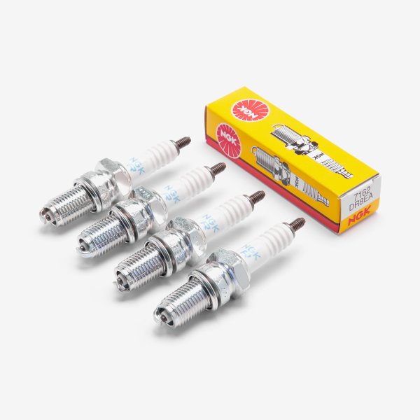 NGK 4x DR8EA Spark Plugs (7162)